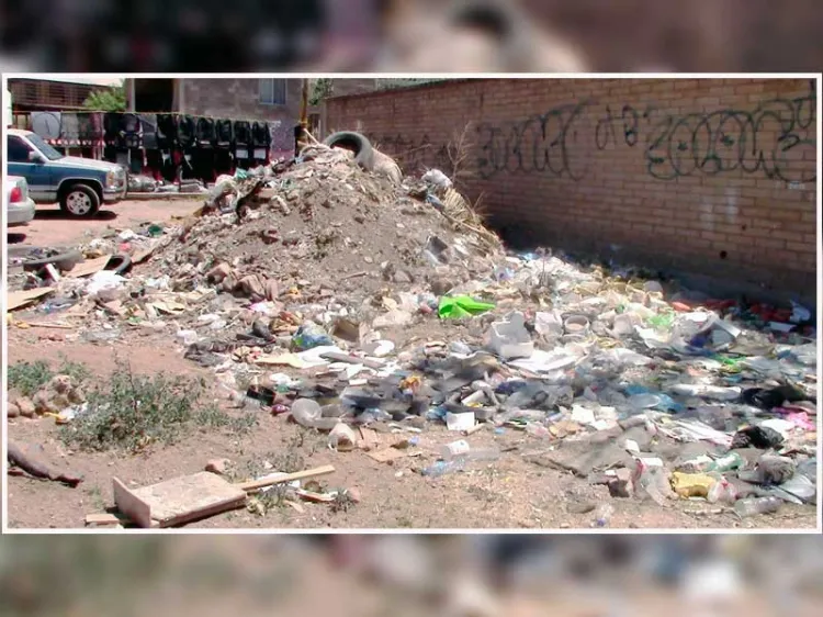 Abandonan basura a un costado del CAM 1