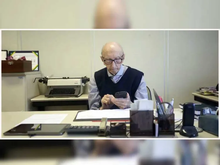 Rompe récord Guinness, lleva 80 años en el mismo trabajo