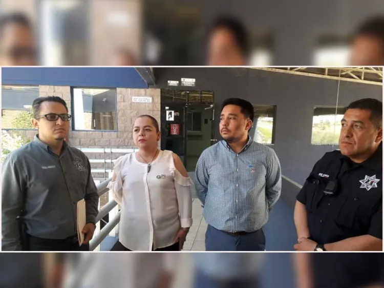 Apoyan a agentes para continuar estudios