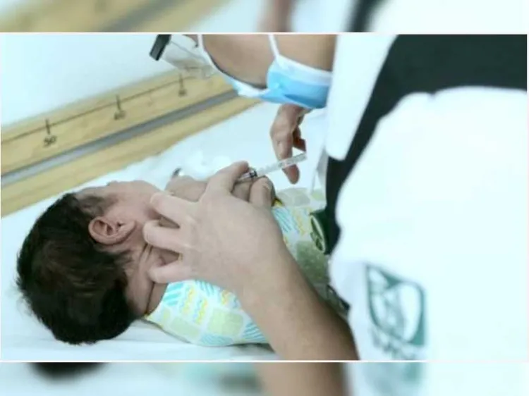 Provee IMSS de vacunas a menores de edad