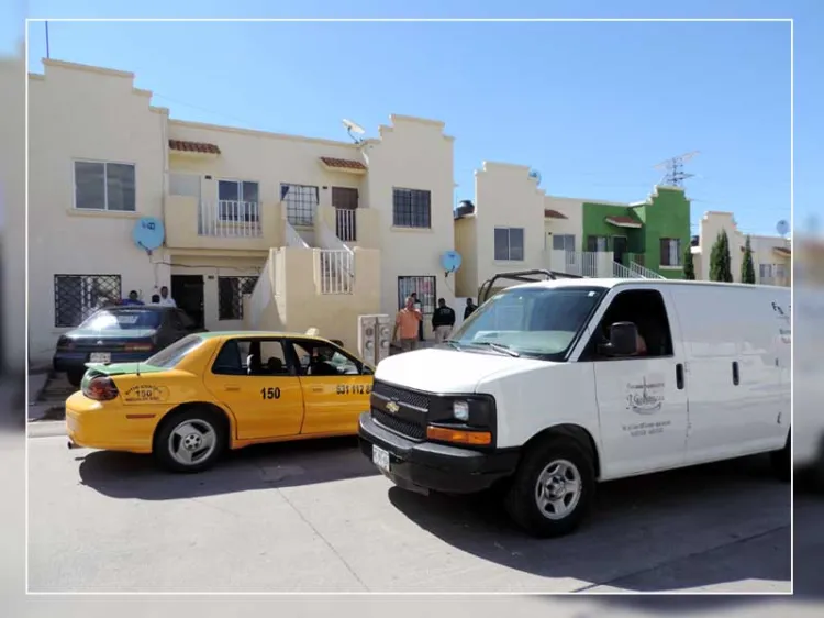 Investigan autoridades muerte de persona dentro de su domicilio