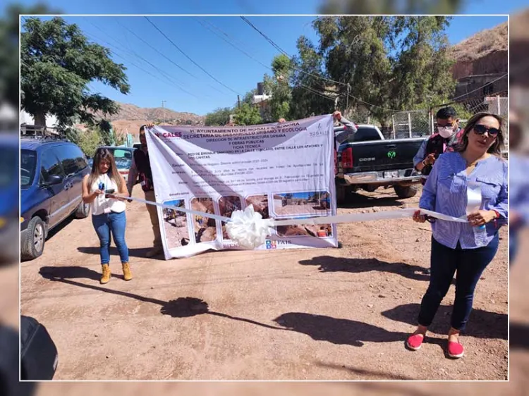 Benefician a familias nogalenses con introducción de drenaje