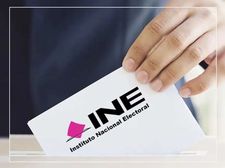 'Desaparece' cuenta de Twitter del INE  en plena jornada electoral