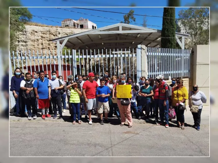 Vuelve manifestación en CAM 55 de Nogales