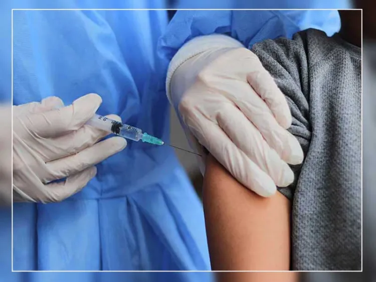 Ofrecen hospitales vacunas contra Covid para menores