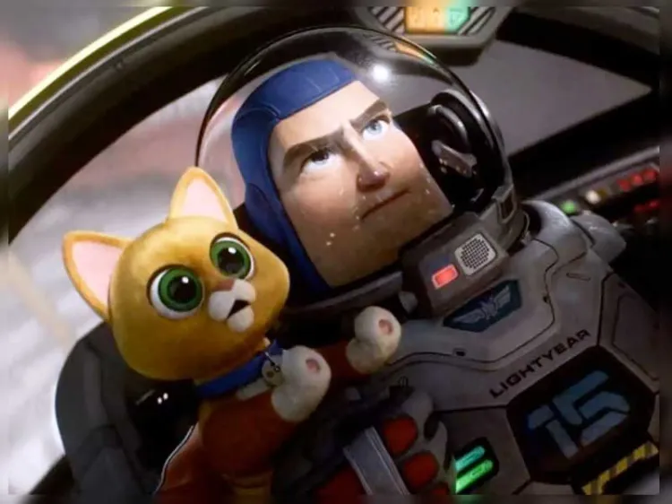 Califica productor de Lightyear de retrógrados a países que censuraron el filme