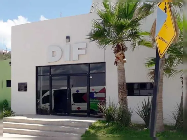 Encuentran a menor sola en colonia Colosio