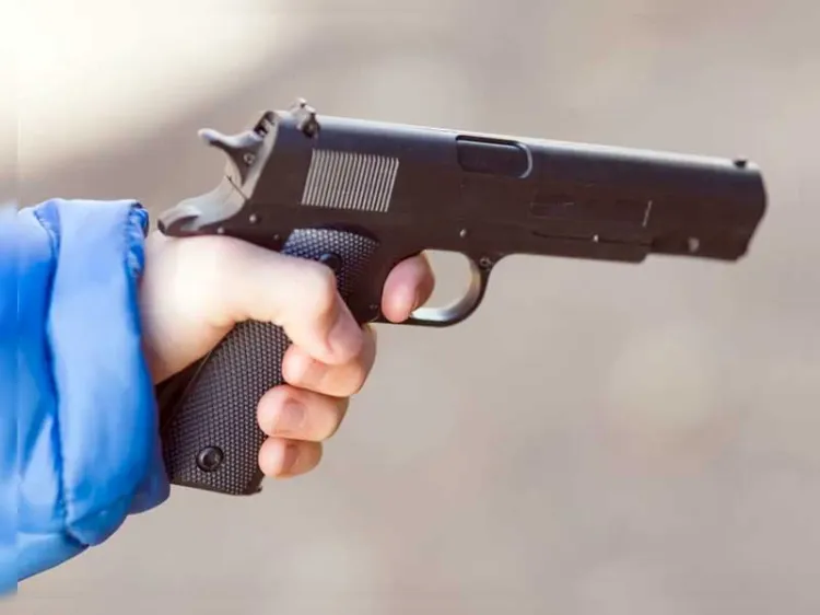 Disparan jovencitos contra policías en Glendale