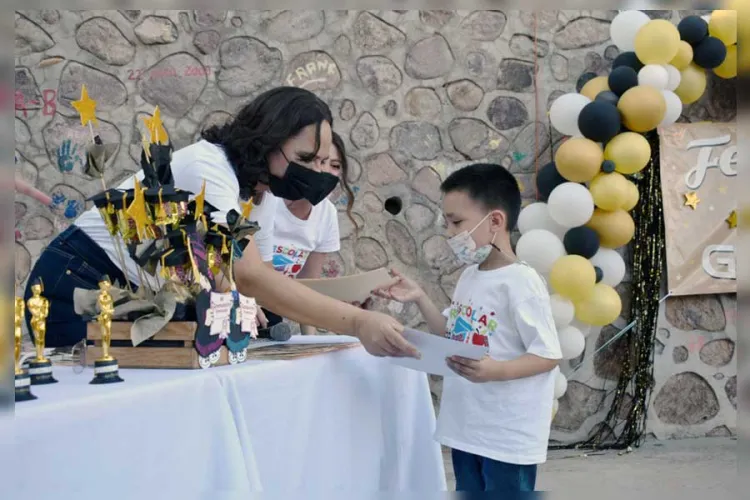 Celebran graduación del CADI ‘Anita E. de Monroy’