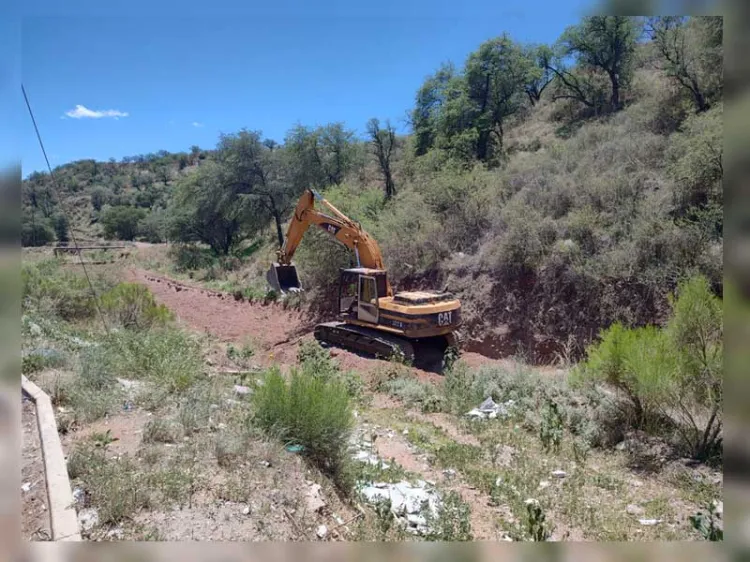 Cumplen con raspado de calle en fraccionamiento Las Bellotas