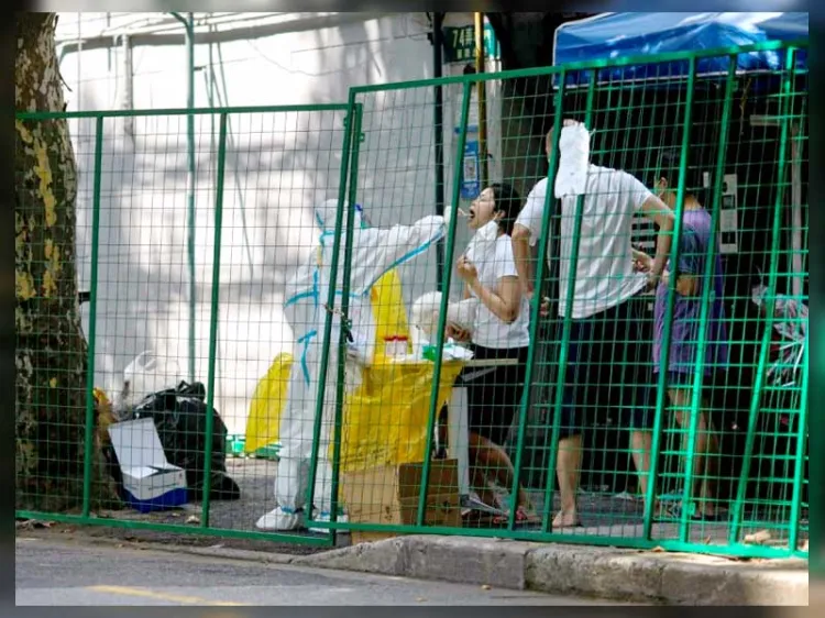 Confina China ciudad de más de 300 mil habitantes por un solo caso de Covid
