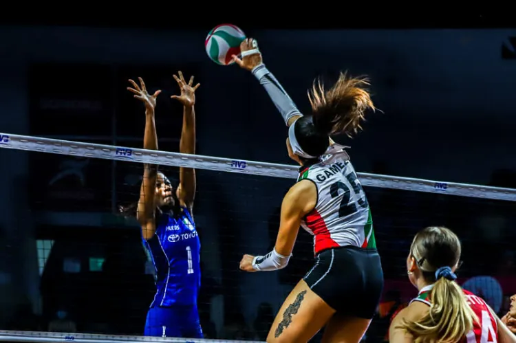 Primer tropiezo de México