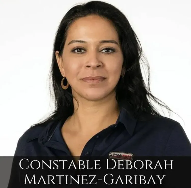 Honran a oficial muerta en tiroteo con banderas a media asta en Arizona