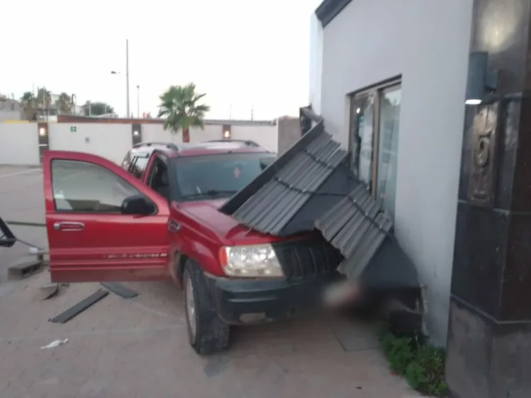 Causa daños en hotel