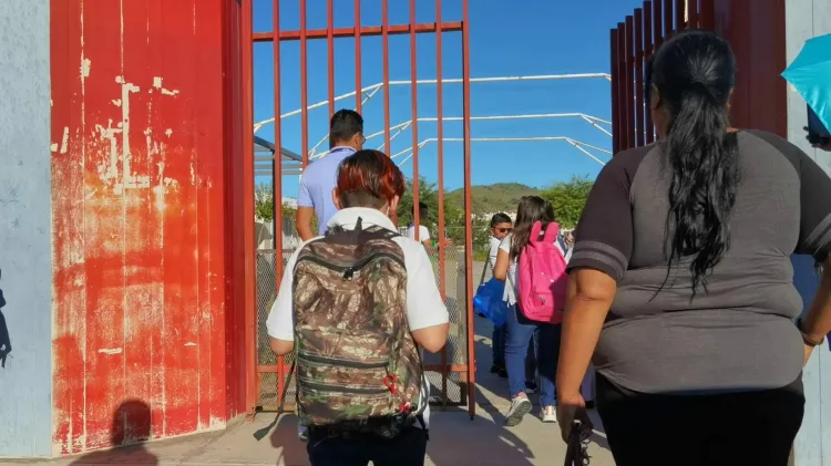 Reporta SEC regreso tranquilo a clases