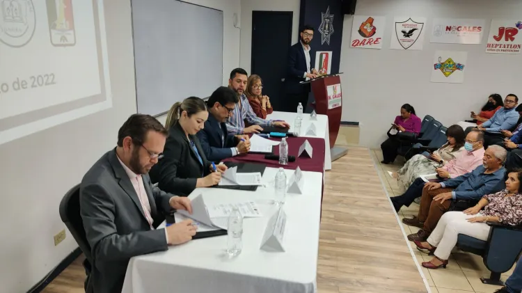 Buscan acabar violencia de género