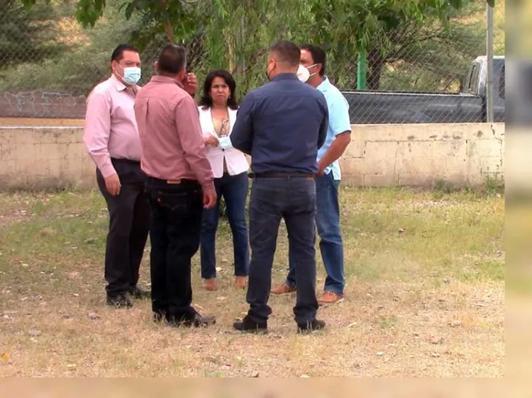 Conectan electricidad en plantel Álvaro Obregón