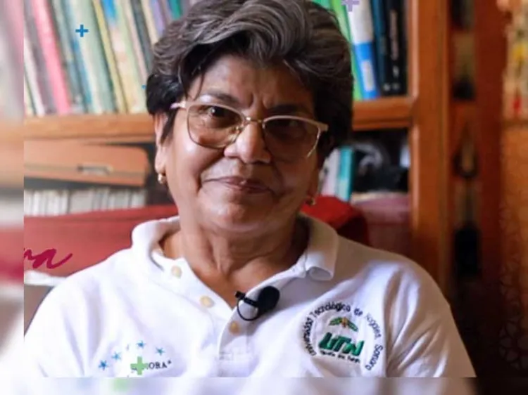 Culmina Maricela la secundaria a sus 66 años