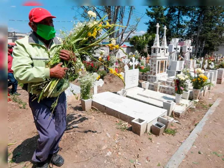 Prevé OPS rebrote de Covid-19 para Día de Muertos y fin de año