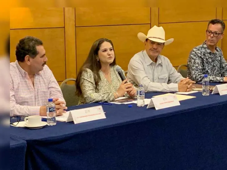 Presentan cartelera de otoño de eventos turísticos