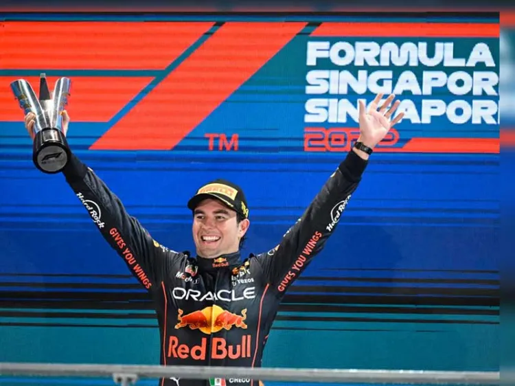 Logra Checo Pérez la mejor carrera de su vida en Singapur