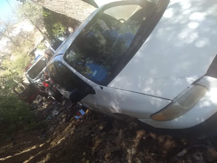 Encuentran vehículo embancado en la Buenos Aires