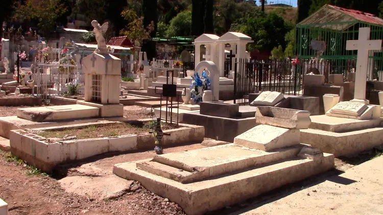 Optan por cremar a familiares