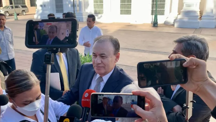 Van por iniciativa de reforma a la Ley 4 de la Unison