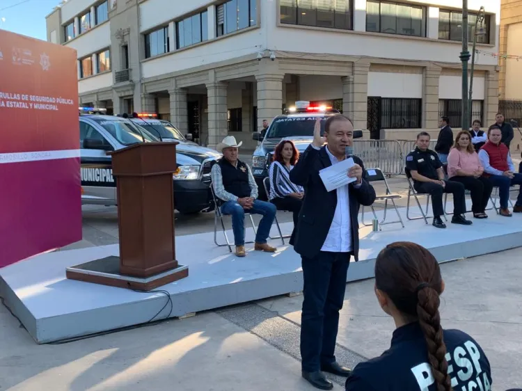 Entregan patrullas a municipios y PESP