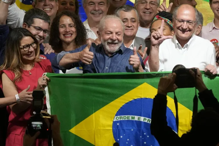 Gana Lula elecciones en Brasil por tercera vez
