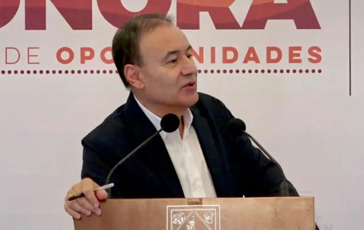 Anuncia Durazo construcción de 5 hospitales