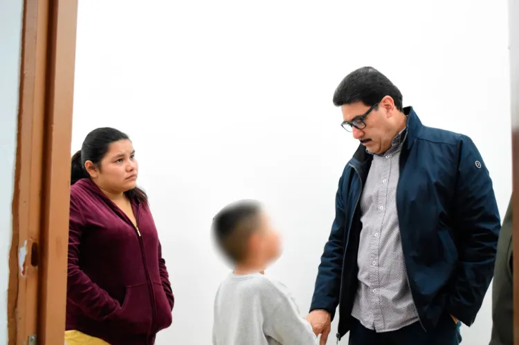 Rescatan a niño migrante en el monte