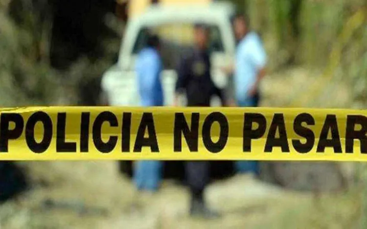 Irrumpen residencia y ‘levantan’ a persona; provocan incendio