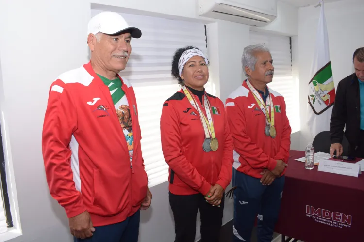 Reconocen a deportistas nogalenses