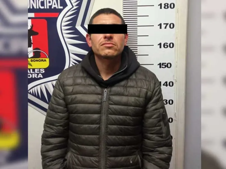 Detienen a sujeto en flagrancia; estaba dentro de un domicilio