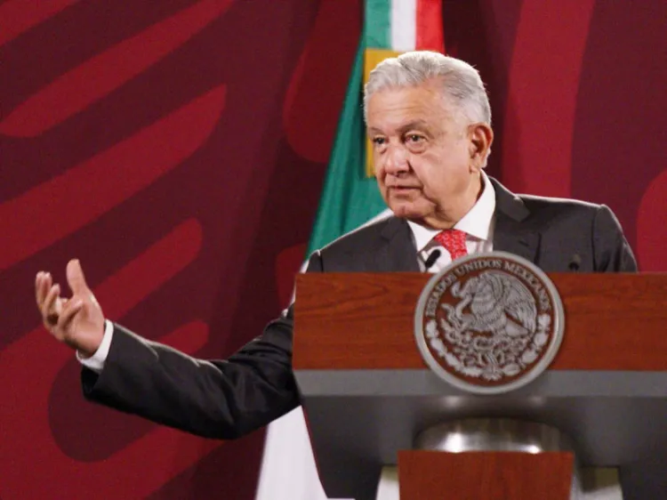 Hay que ganar la presidencia y el Congreso para enfrentar a conservadores: AMLO
