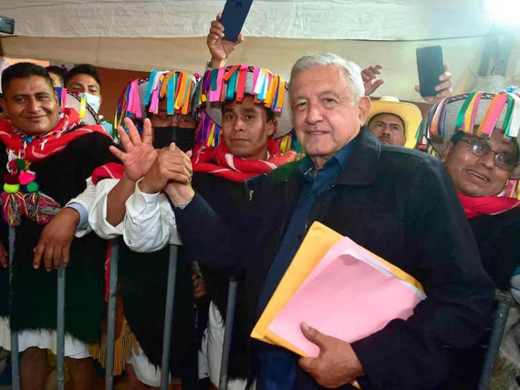 Los pobres son la prioridad y eso me llena de satisfacción: López Obrador