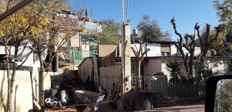 Encuentran cuerpo de mujer sin vida en El Rastro