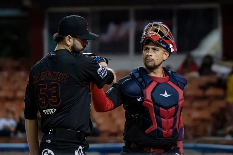Aguilas se llevan la serie