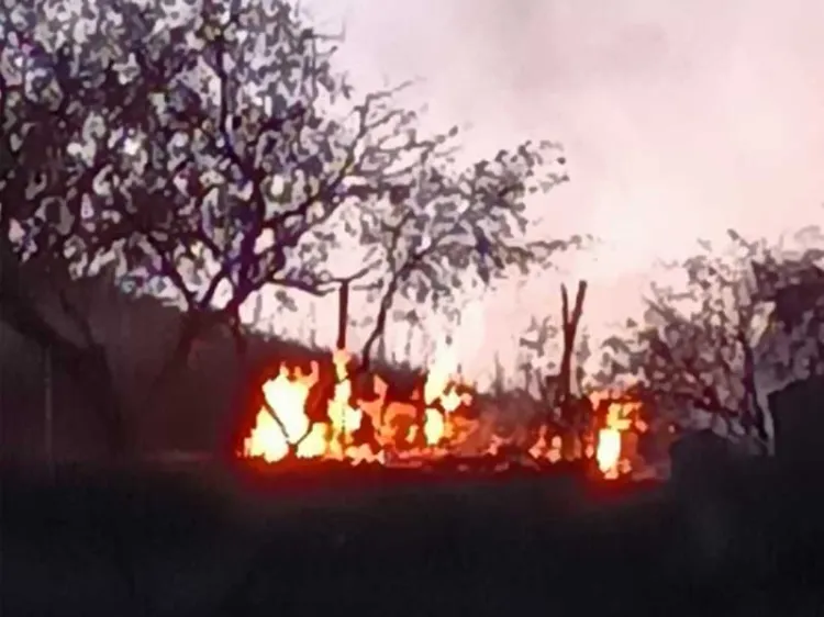 Fallece persona en incendio mientras dormía