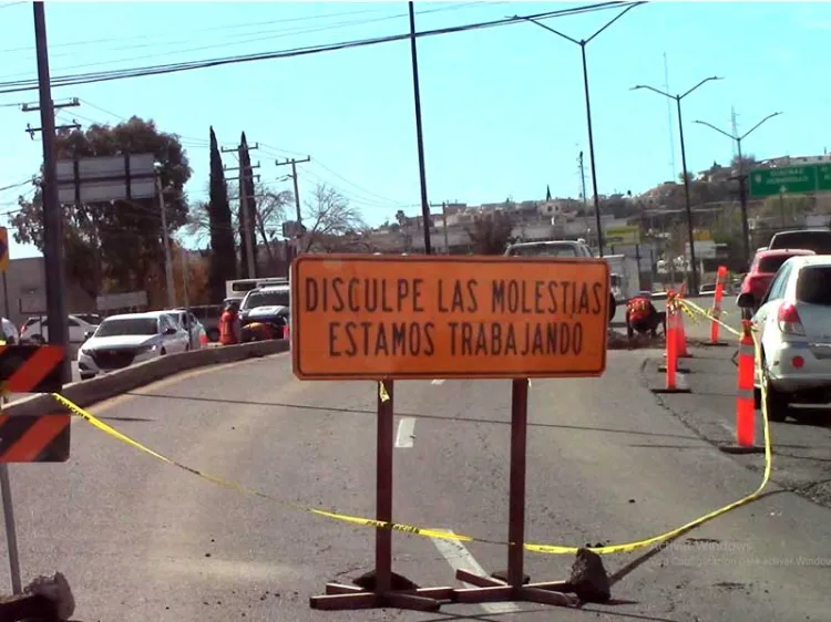 Por mantenimiento a semáforos cierran carriles en Prolongación avenida Obregón