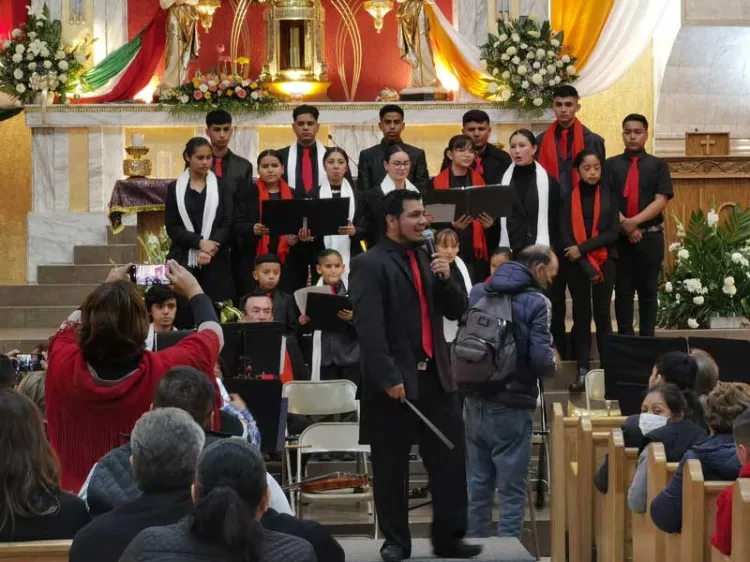 Presentan orquesta de la Mesa “San Joselito” en la Catedral de Nogales