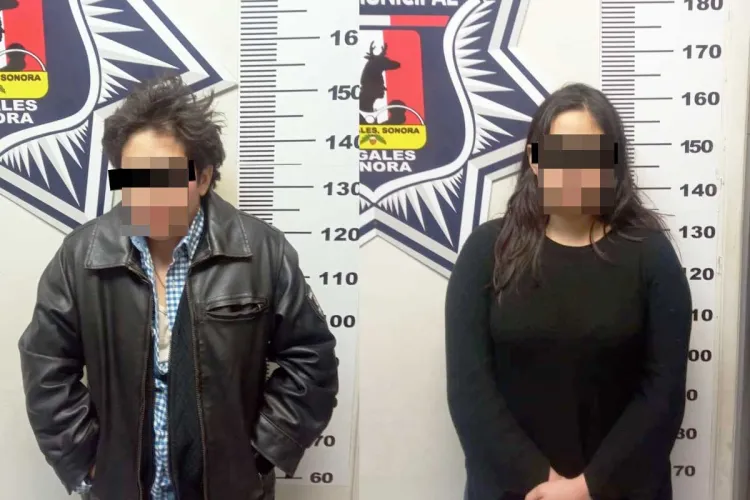 Arrestan a mujeres por riña en un bar de esta ciudad