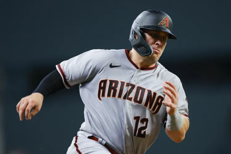 Varsho deja a Diamondbacks