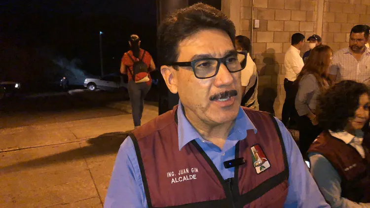 Negocia Alcalde ampliación de atención en Garita Mariposa