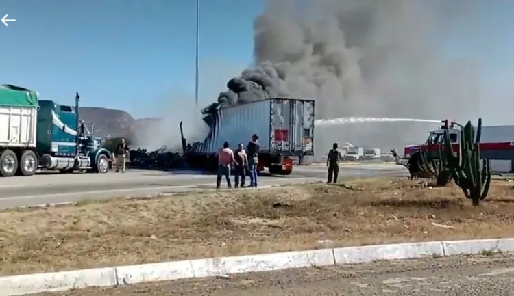 Reportan disturbios en Ciudad Obregón tras captura de Ovidio Guzmán