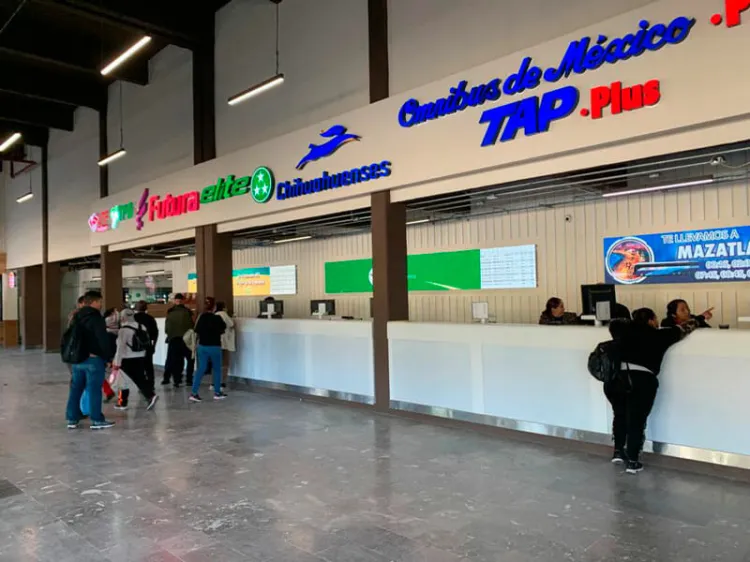 Central camionera y aeropuerto de Hermosillo operan con normalidad este jueves