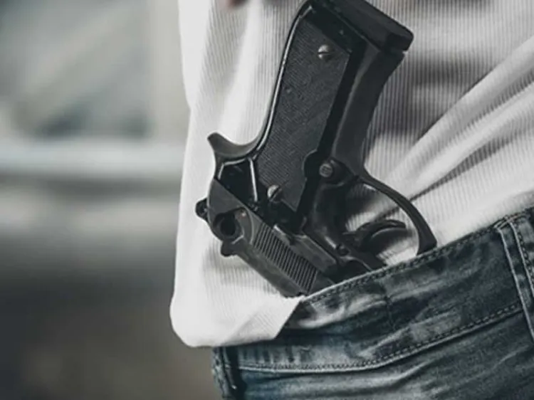 Lesiona hombre armado a joven a ‘cachazos’