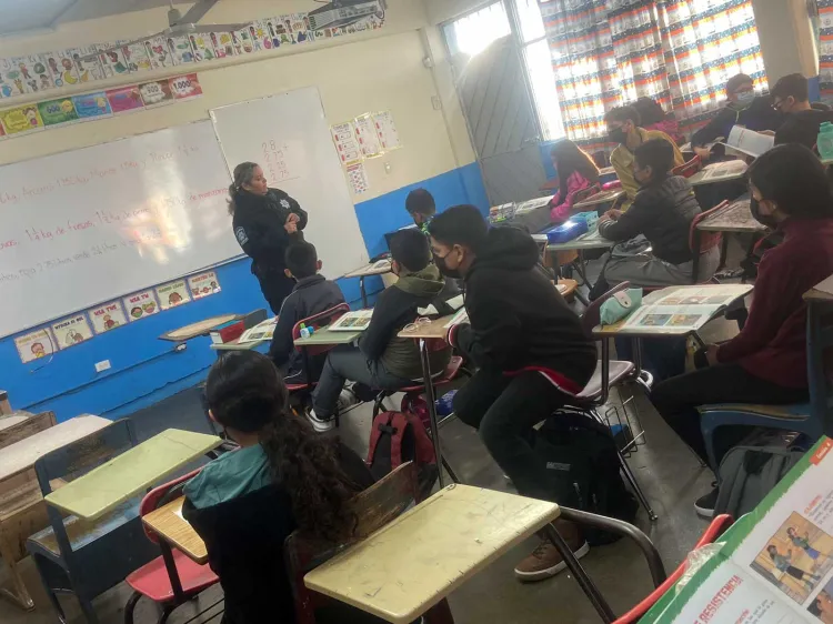 Llevan pláticas preventivas a escuelas primarias