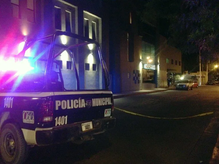 Internan a joven con herida punzo cortante; no dio información de los hechos